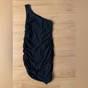 NWT Beyond Yoga Featherweight Carried Away One Shoulder Dress Darkest Night